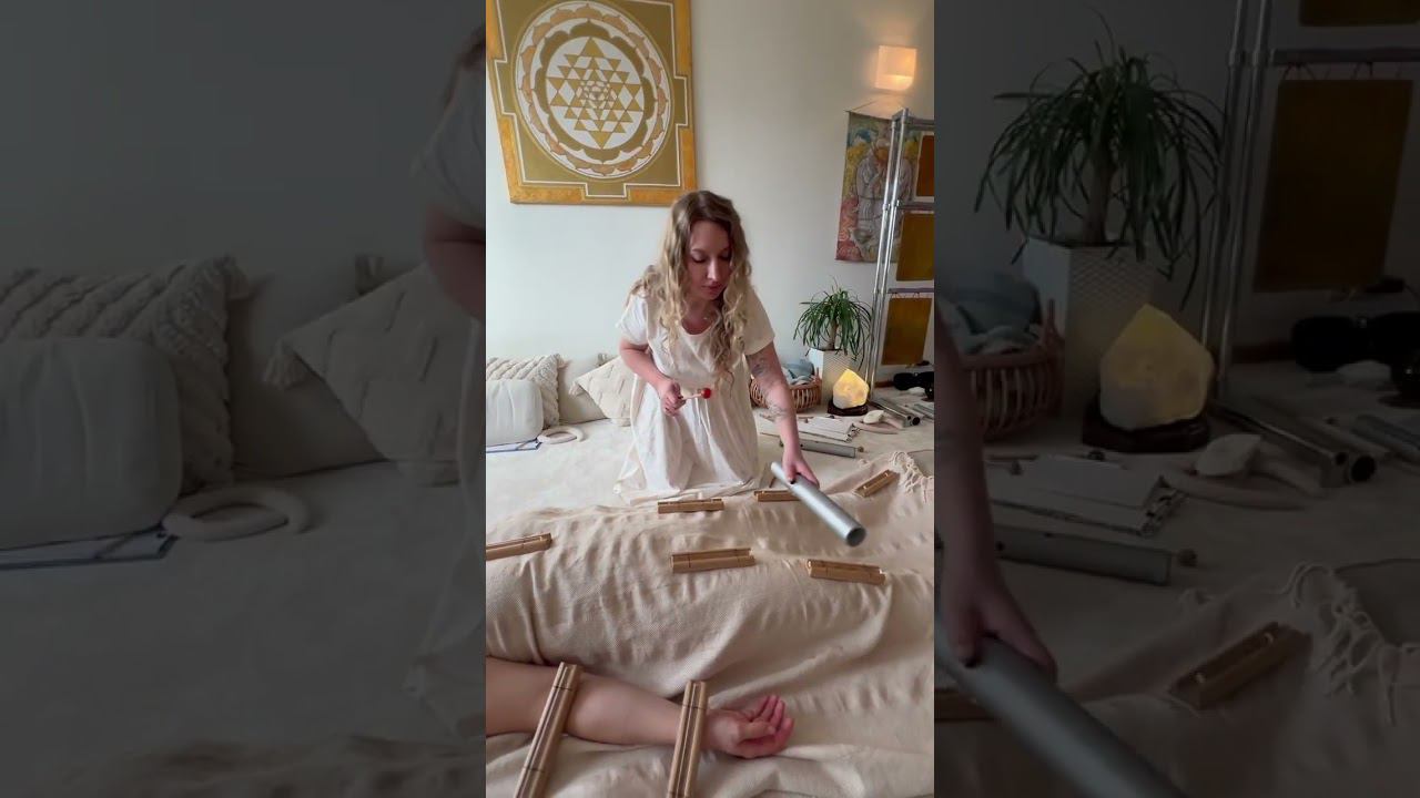 Практика с чакрафоном в студии.  #звук #звукотерапия #медитация