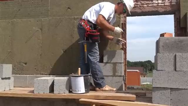 Урок №10.Бут.Стены.Внутренний угол.Штраба. Кладка стены из керамзитобетонного блока смотреть онлайн