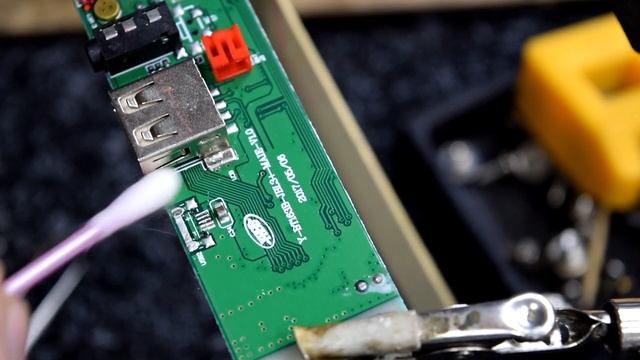 JBL charge 3 не заряжается, ремонт смотреть онлайн