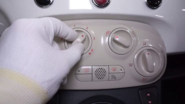 Видеообзор Fiat 500 1.2 (69 л.с.) AMT POP смотреть онлайн