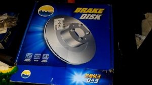 Тормозные диски фирмы AMD и колодки Sangsin для Opel Antara 2,4 2012.