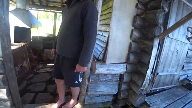 ПОХОД ПО ТАЕЖНЫМ РЕКАМ. НАШЛИ ЗАБРОШЕННЫЙ ХУТОР. ЛОВИМ ФОРЕЛЬ. ДНЕВНАЯ ЖАРА ЗАСТАВИЛА ЛОВИТЬ НОЧЬЮ. смотреть онлайн