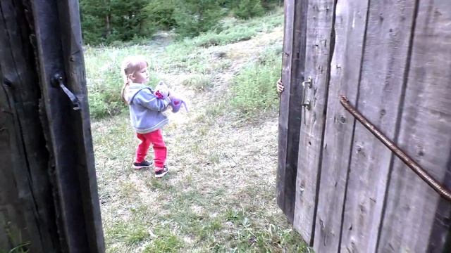 Горный Алтай. Акташ. Домик у ручья. Пикник с игрушками. Прогулка к реке Чибит смотреть онлайн