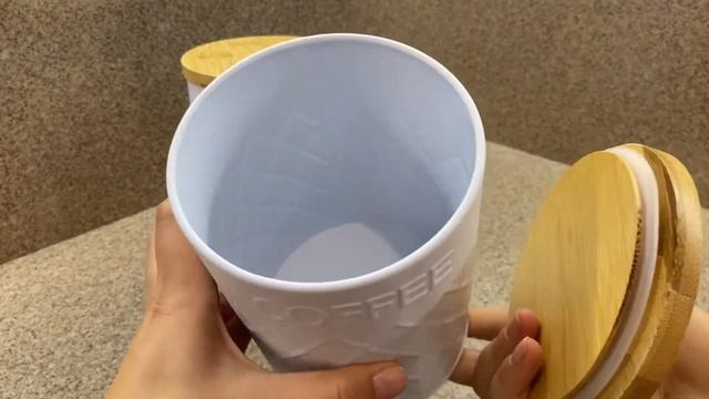 TYPHOON EMBOSSED емкость для хранения | Видео обзор от Kitchen-Devices.ru смотреть онлайн