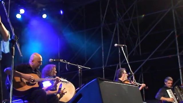 MORRIGAN'S WAKE Barrowburn reel/The flowers of Edimburgh/The auld fiddler/Andy Rewick's Ferret La g смотреть онлайн