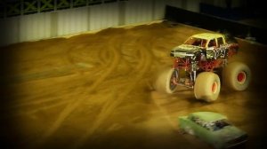 Monster X Tour Moscow (шоу Бигфутов в Москве)