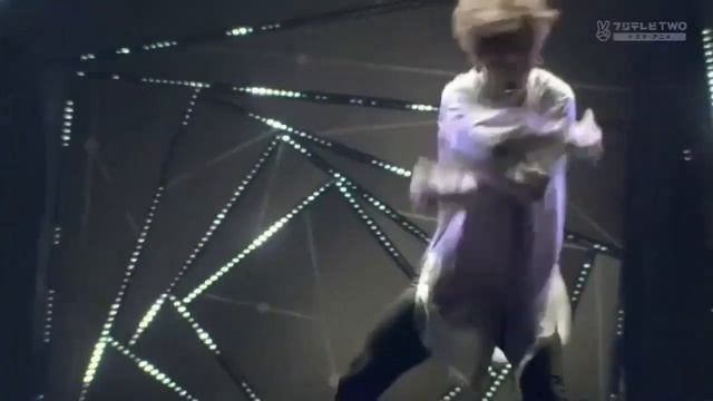 Танец бабочки Ким минсок EXO смотреть онлайн