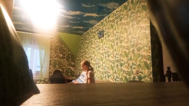 Пранк скрытой камерой над сестрой смотреть онлайн