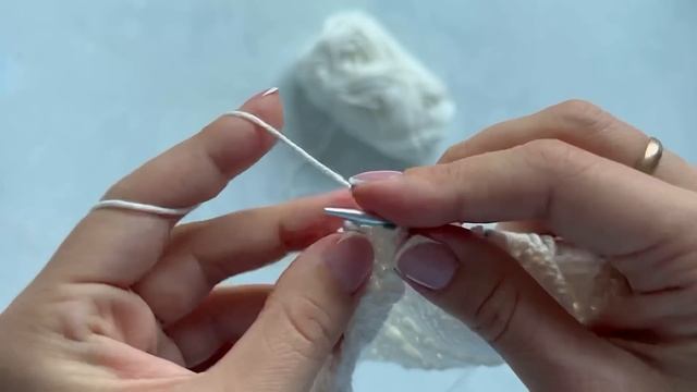 Горизонтальные ажурные дорожки спицами. Просто и красиво! смотреть онлайн
