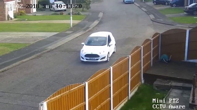 Hikvision DS-2DE4A220IW-DE Mini PTZ Camera Vehicle Tracking (Multiple Stops) смотреть онлайн