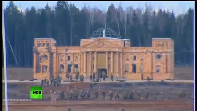 Реконструкция взятия Рейхстага смотреть онлайн