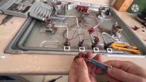 Ремонт электроподжига на варочной панели.