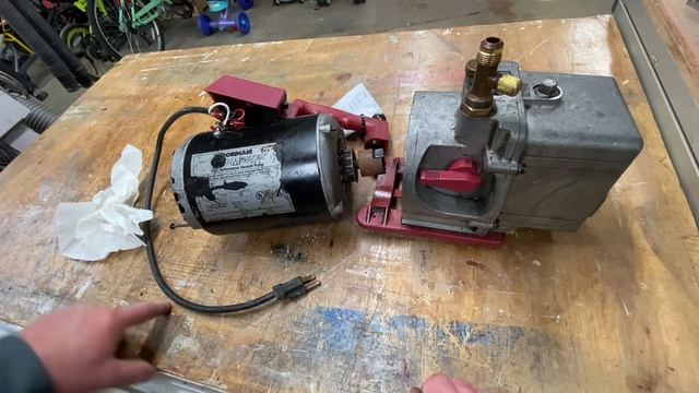 Robinair Vac Pump Rebuild. They Don’t Make ‘em Like They To. Part 1