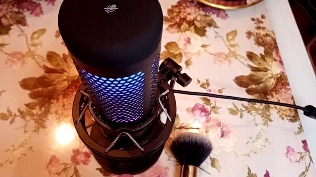 АСМР тестирую микрофон HyperX QuadCast S Нежные слова шёпотом Постукивания Нежно поглажу кисточкой