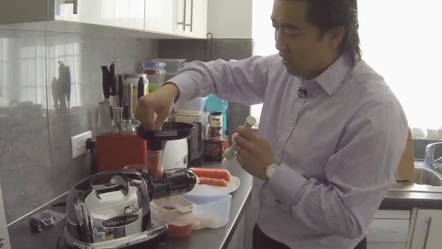 Best Multifunction Juicer: Omega 8226 8006 Juicer Review смотреть онлайн