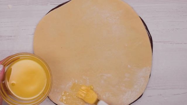 Atrag Toate Privirile! Cornulete Din Aluat Bicolor Si Nutella. Cookrate-Romania