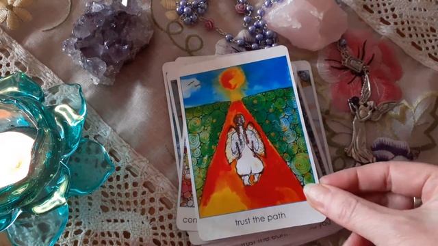 Birds are Angels Oracle Cards by Arna Baartz & How Art Therapy & Poetry help Enrich their Messages смотреть онлайн