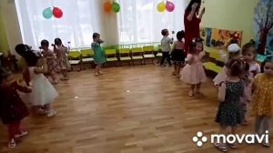 «Танец с цветочками»