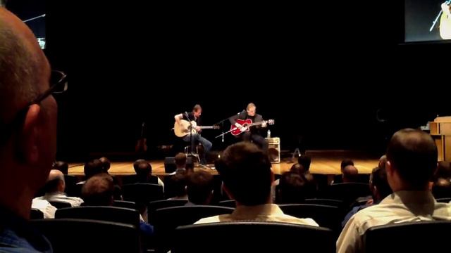Takamine Guitars at Sweetwater Sound Inc in Fort Wayne Indi смотреть онлайн