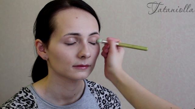 Мастер-класс от визажиста ЕЛЕНЫ ЧУЕНКОВОЙ / Яркий вечерний макияж смотреть онлайн