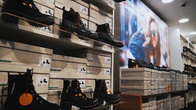 Освещение в магазине Мегатоп в ТЦ Столица - Проект Shop-energo.by смотреть онлайн