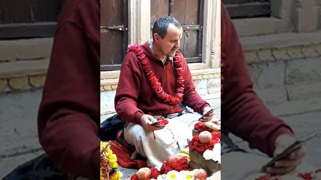 Видья лакшми-ягья. день 8, часть 1, 10 февраля 2021 ?Ашталакшми ягья, Вриндаван, Индия смотреть онлайн