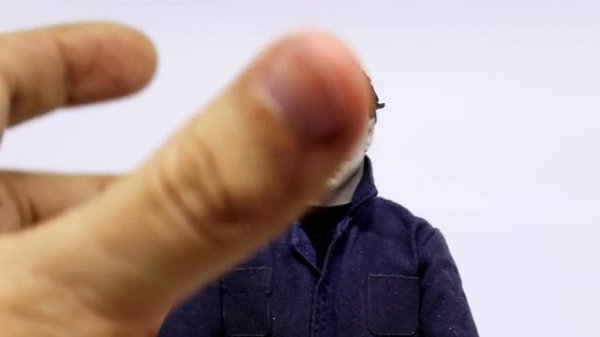 Фигурка Майкл Майерс/MEZCO HALLOWEEN Michael Myers Figure