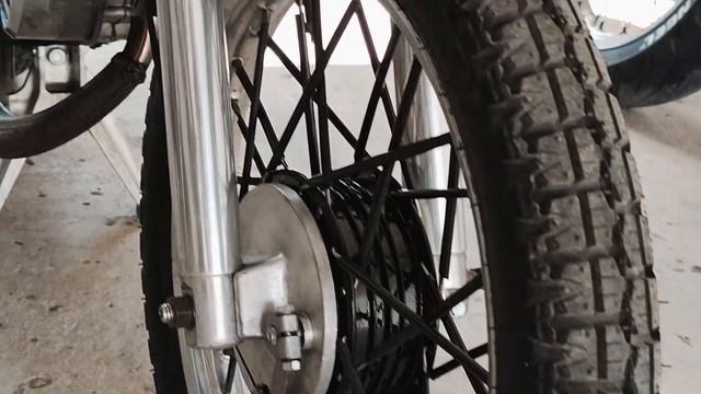 SIMSON S51 - THE LEGEND! - Best bike presentation ever made during the quarantine. смотреть онлайн