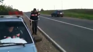 Гаишник остановил депутата