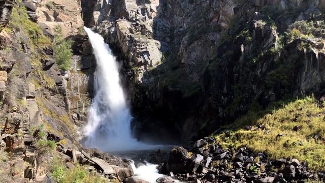 Водопад Куркуре, каньон р Чулышман, Горный Алтай смотреть онлайн