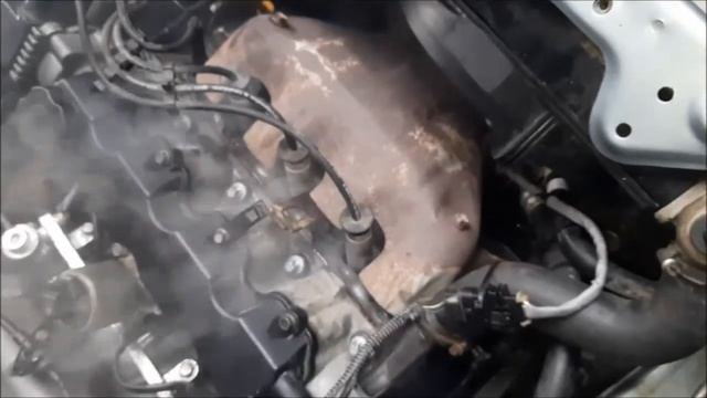 Белые сгустки пена в моторном масле , антифриз испорчен - пробита прокладка ГБЦ двигателя . смотреть онлайн