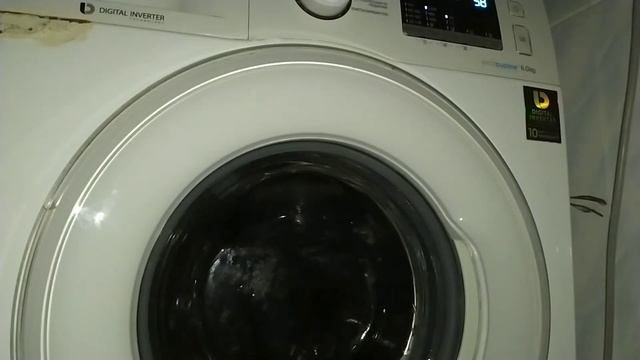 Samsung Стирка куртки 40° 1200 Rpm