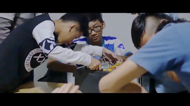 Как работает Компьютерная Академия ШАГ. ОТКРЫТИЕ в Краматорске смотреть онлайн