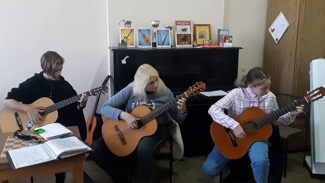 "Кубинский танец" Ансамбль гитаристов. Руководитель Сусанна Тунис смотреть онлайн