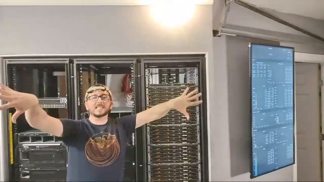 Home Datacenter Livestream - Racking, Networking + Progress смотреть онлайн