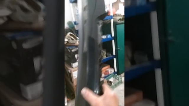 Видео о замене дополнительного стоп-сигнала в спойлере задней двери Хендай Санта Фе 2 (NEW). смотреть онлайн