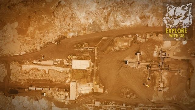 Man Sneaks In & Survives A WEEK Inside Area 51: His Story Is UNBELIEVABLE! Area 51 Documentary смотреть онлайн