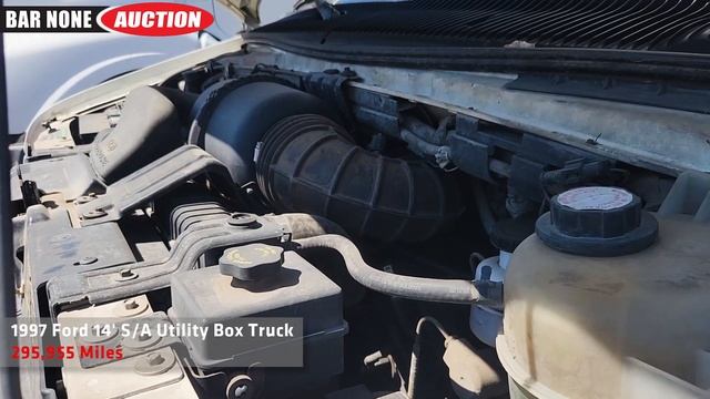 1997 Ford 14' S/A Utility Box Truck смотреть онлайн