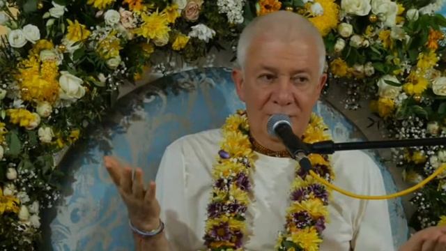 ?Думать во время джапы или нет?Е.М. Чайтанья Чандра Чаран пр. Святое Имя. Харе Кришна мантра. Йога смотреть онлайн