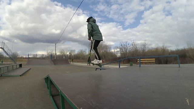 Ставлю 360 за 1 день|||На трюковом самокате смотреть онлайн