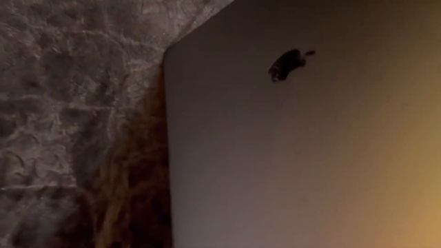 MacBook Pro 2018, I7,16GB, 256GB, 2.2Ghz-6Cores,90cycles Only 15inches #applemacbook#applemacbookpr