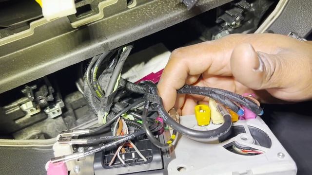 BMW G01 NBT Evo WiFi Antenna Install - X3 M40i