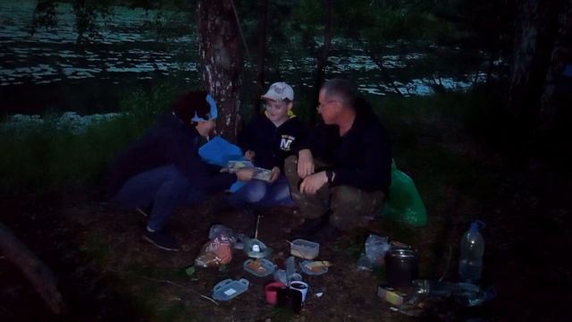 Семейный поход с ночёвкой. смотреть онлайн