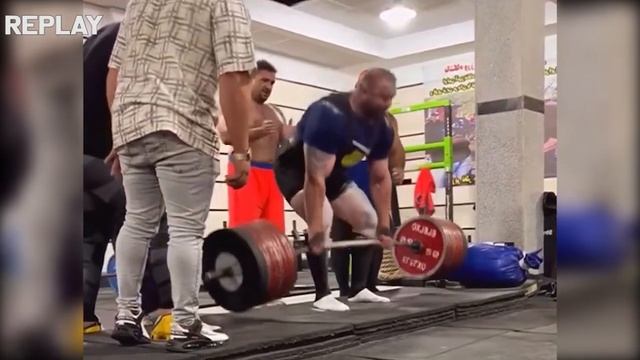 The Deadlift Record Is In Danger смотреть онлайн