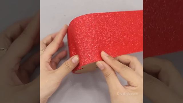 Let's make a clown-like grinch tree! смотреть онлайн