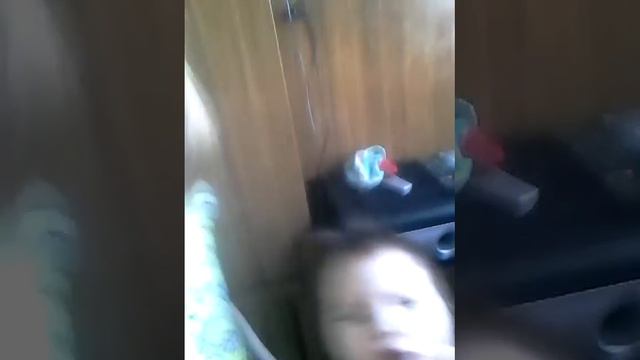 Это называется маленький смешной ребёнок пожалуйста подписывайтесь на мой канал я дарю неустроева смотреть онлайн