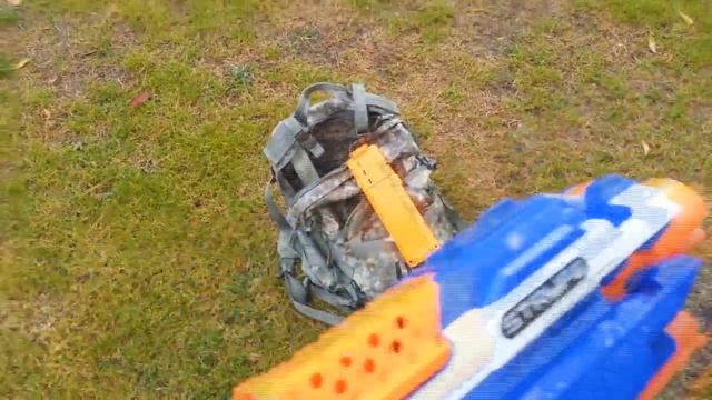 Nerf N-Strike Elite Stryfe Technical Observations (Voltage limit, locks, and magazine) смотреть онлайн