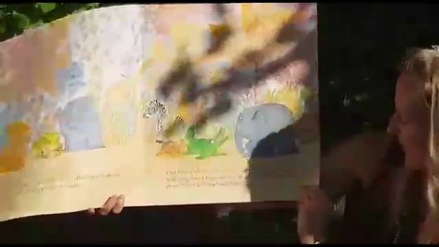 Thursday 21.05.20 - Mrs Wells reads 'Elmer' by David McKee смотреть онлайн