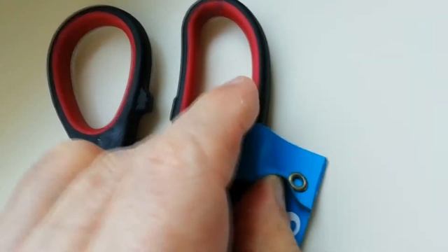 Обзор острых и дешевых ножниц смотреть онлайн