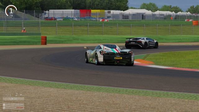 Nissan 400Z vs Bmw M3 E92 and more supercars! смотреть онлайн